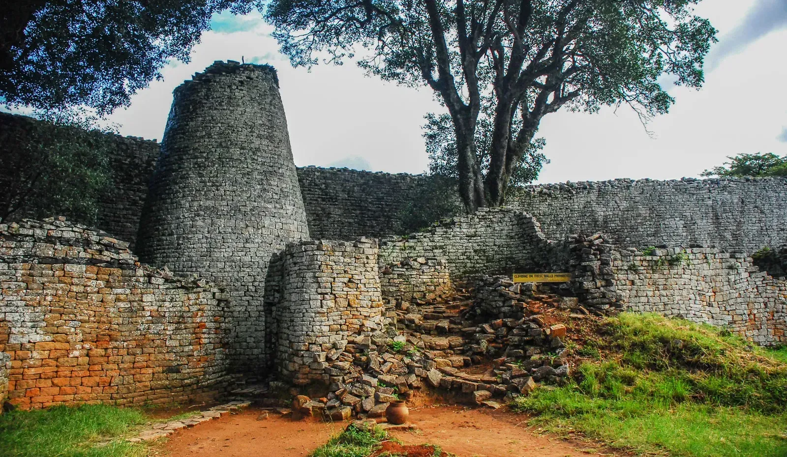 Great_Zimbabwe_Ruins