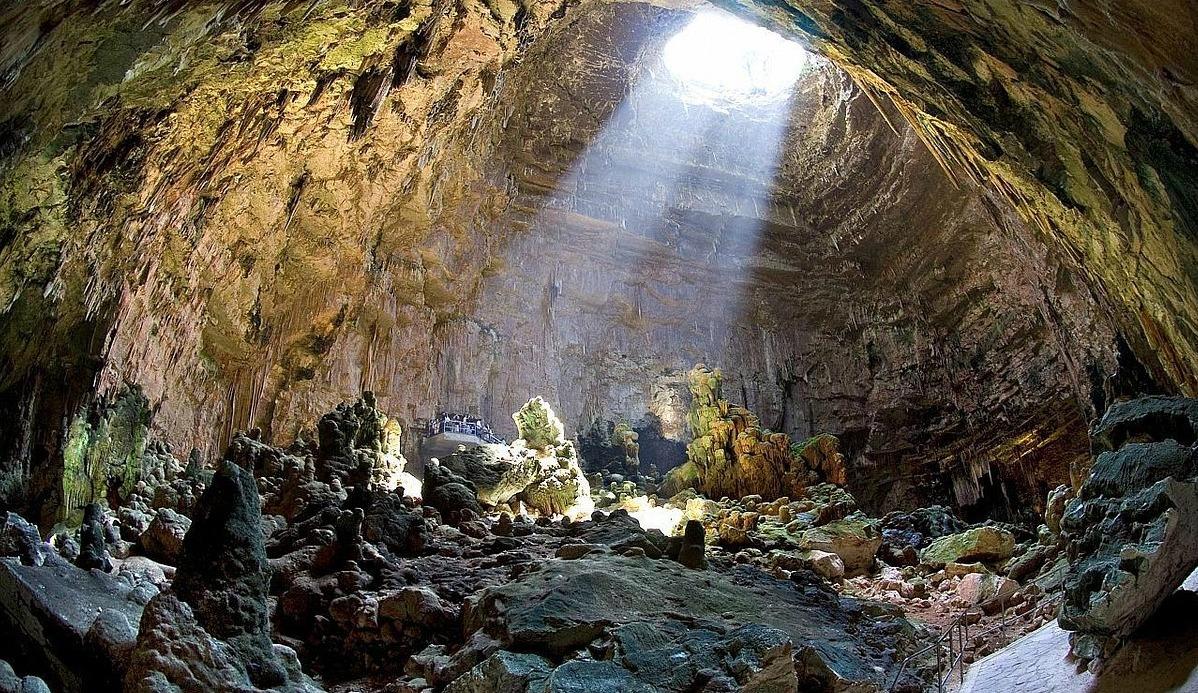 Grotte_di_Castellana_Caves