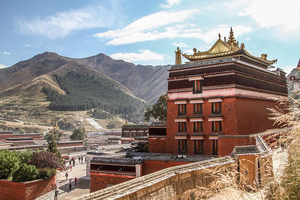 Labrang_Monastery_-_A_Stronghold_of_Tibetan_Buddhist_Culture