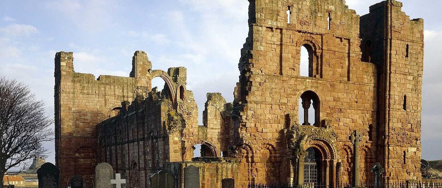 Lindisfarne_Priory_-_The_Birthplace_of_English_Christianity