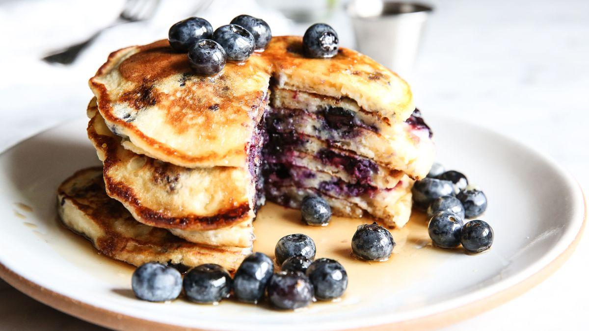 Blueberry_Pancakes