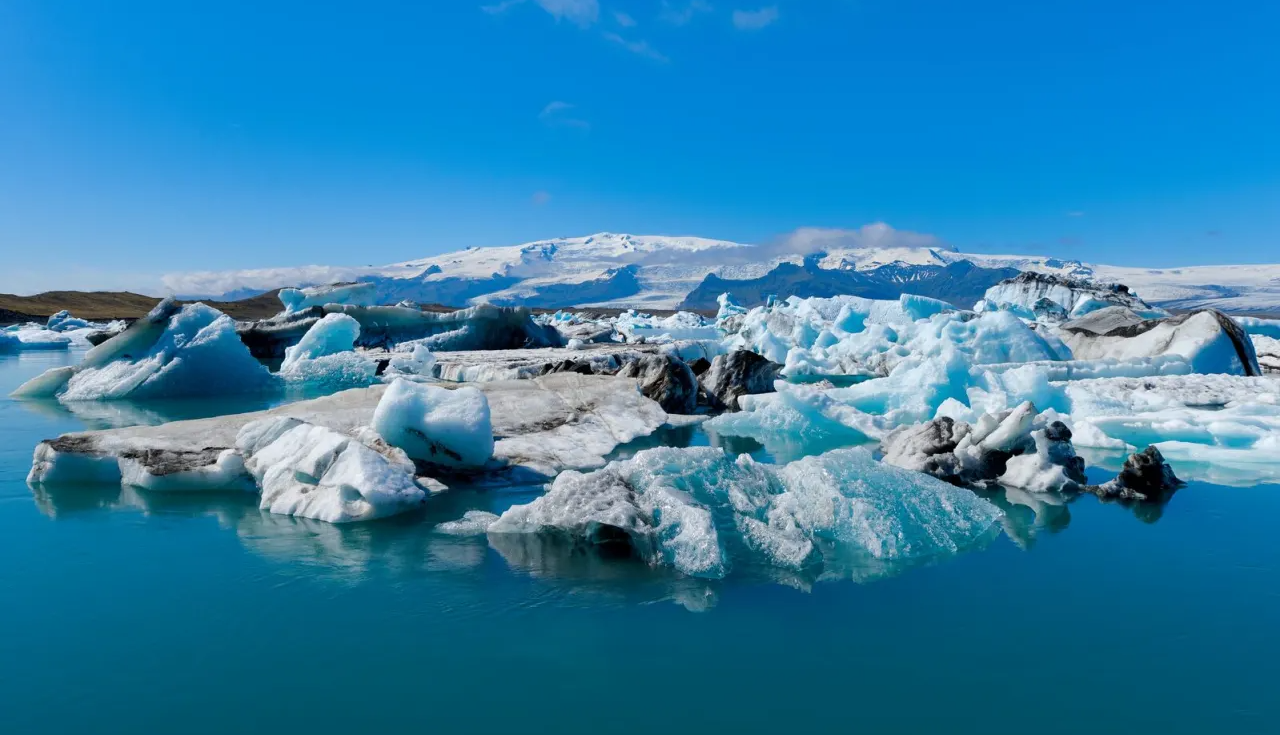 Fjallsarlon_Glacier_Lagoon_Iceland