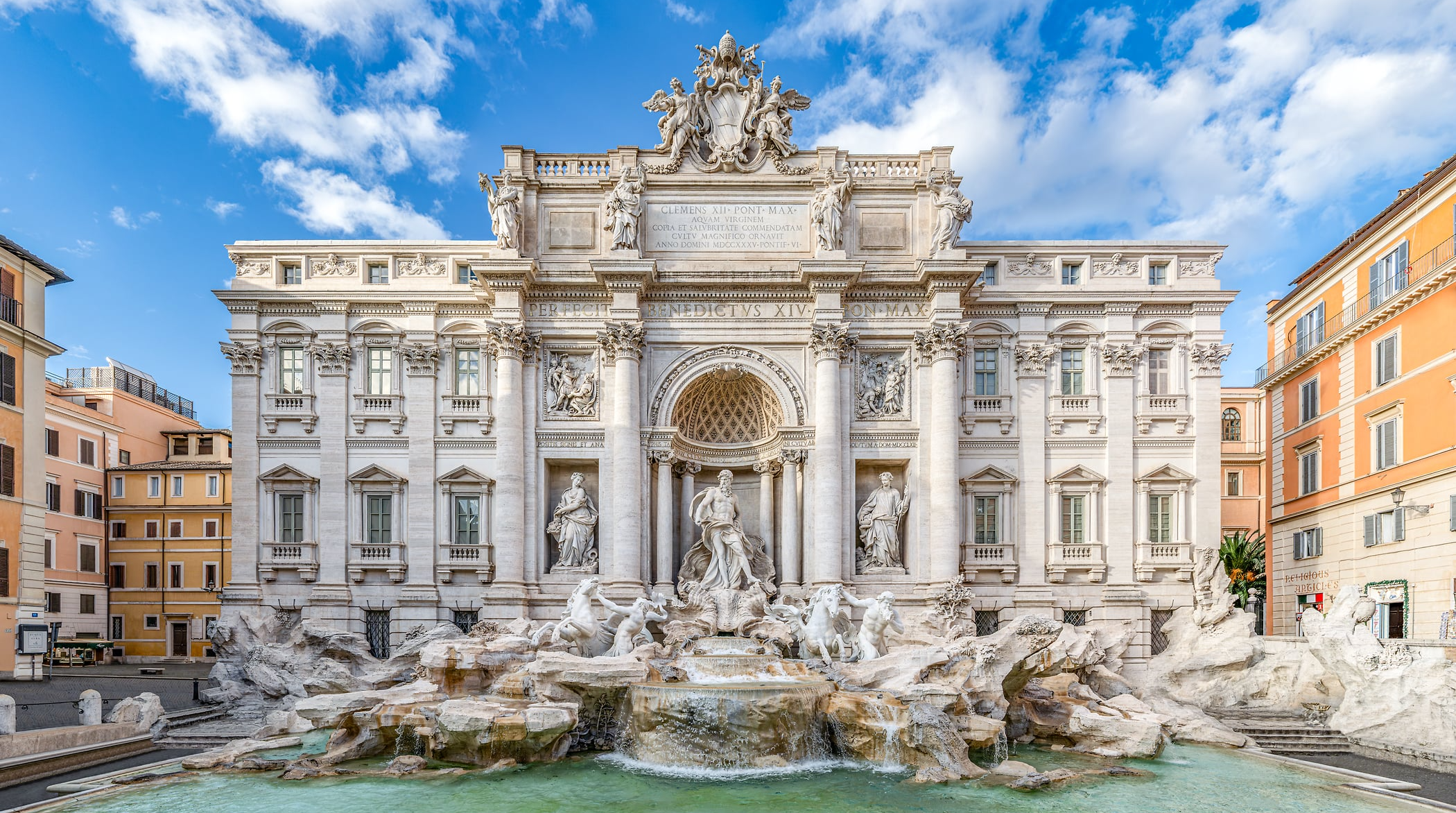 Fontana_di_Trevi_Rome_Italy