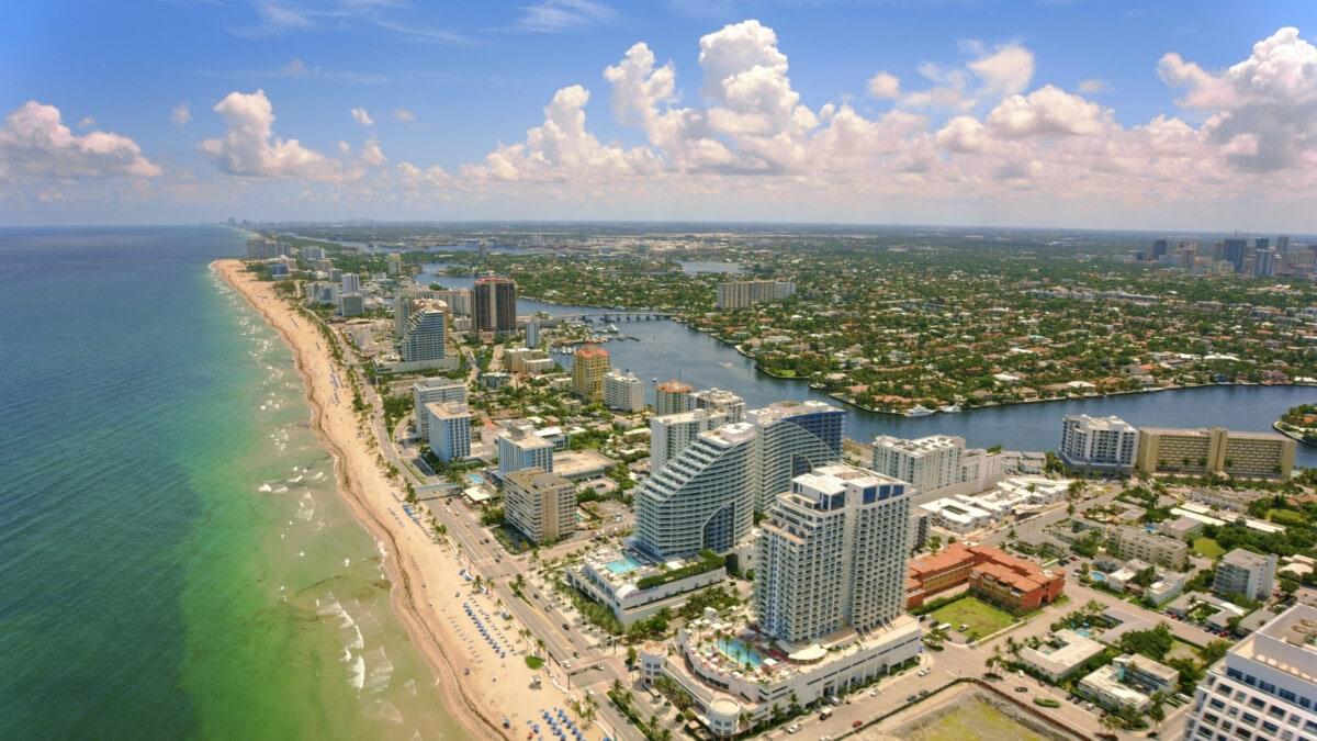 Fort_Lauderdale_Beach_Florida_USA