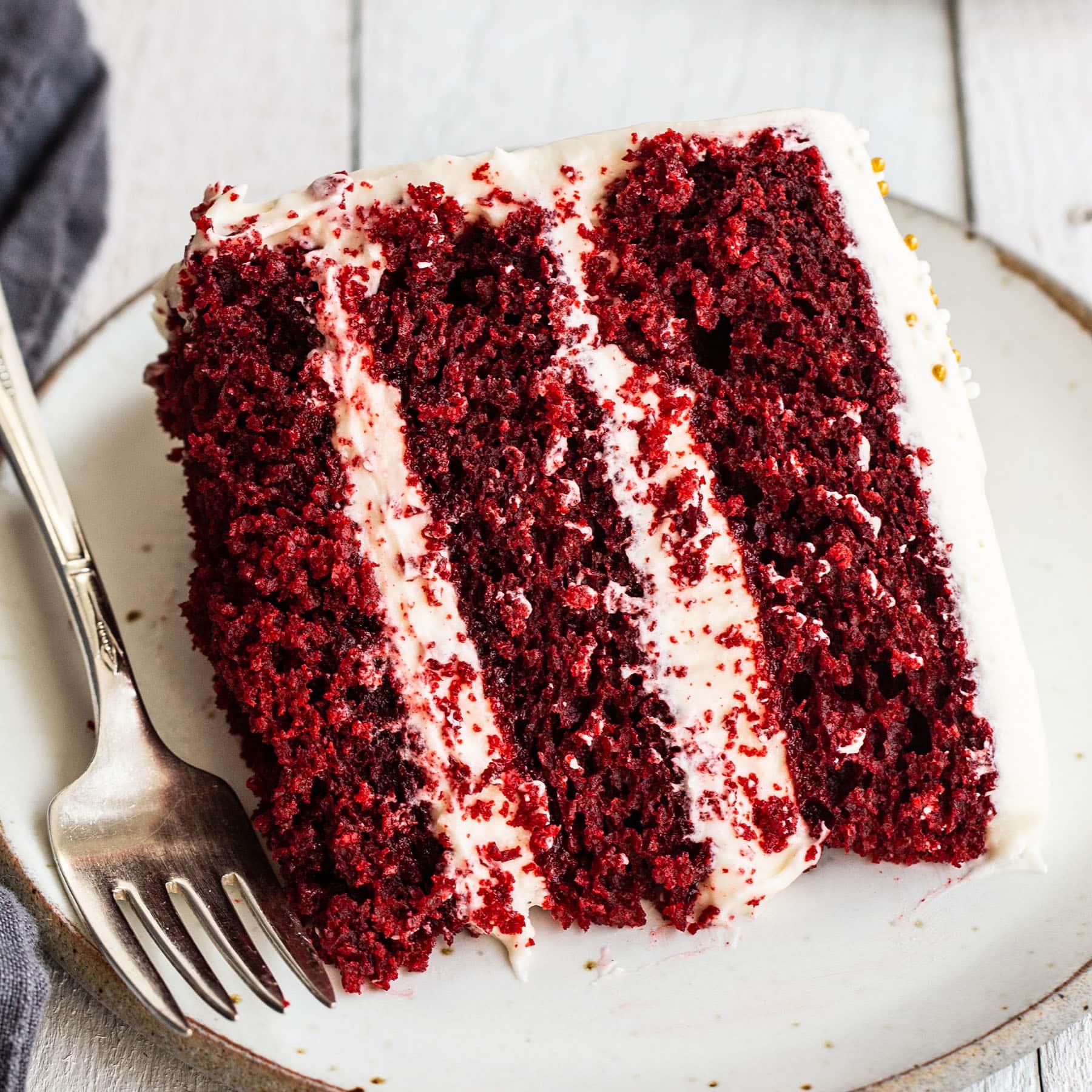 Red_Velvet_Cake