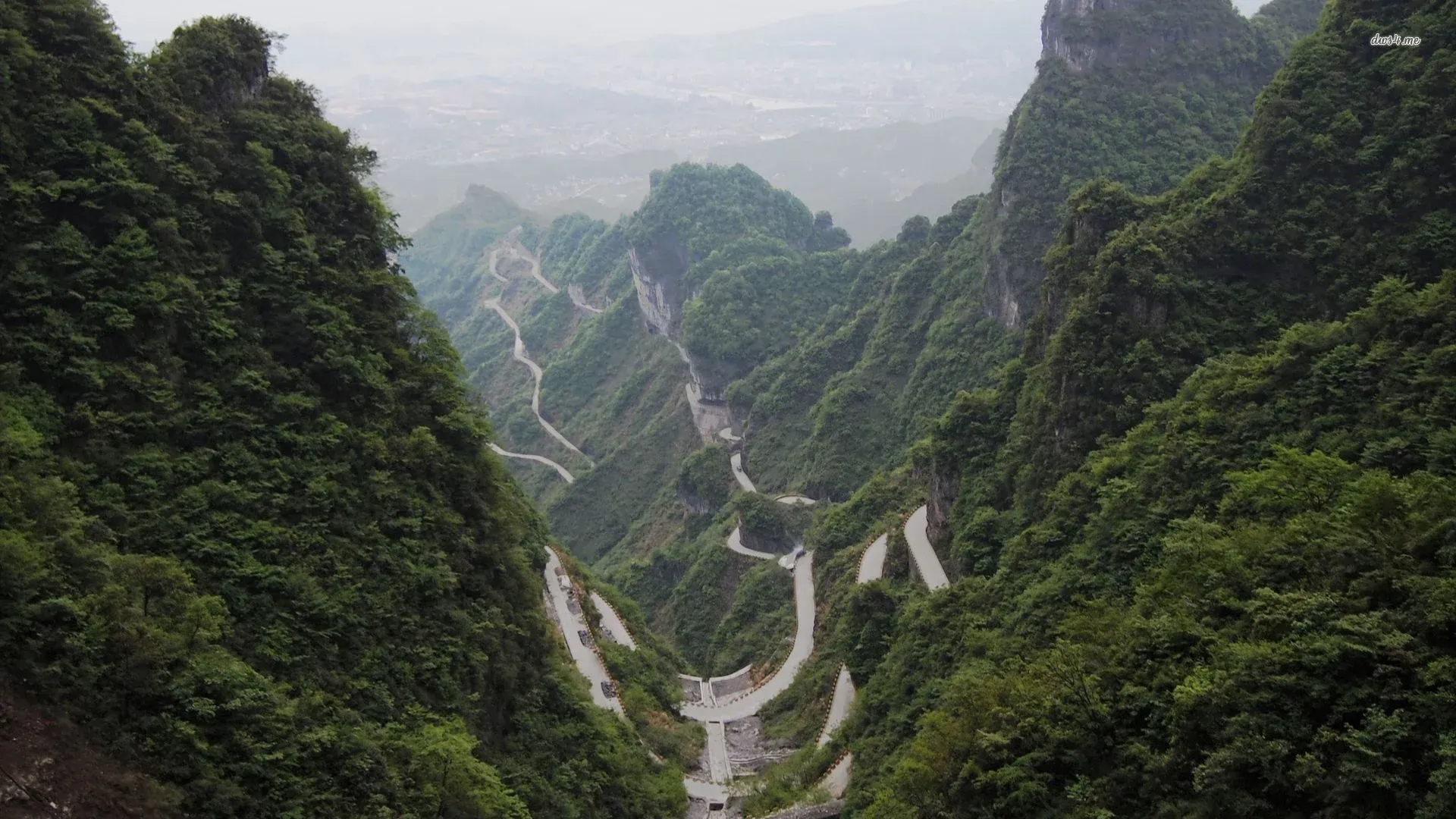 Tianmen_Mountain_China