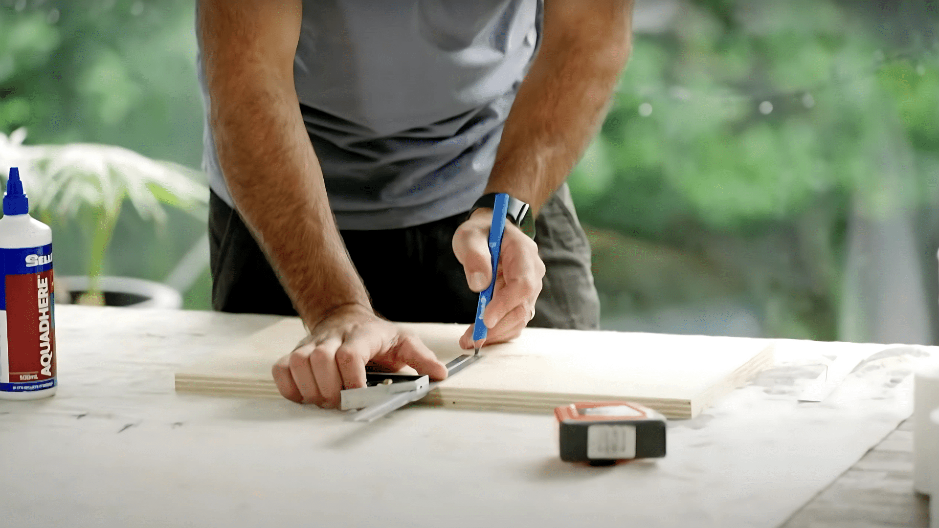 Step_2_Measure_and_Mark_Your_Plywood