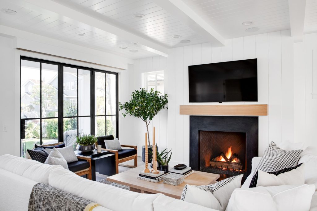 Traditional White Fireplace