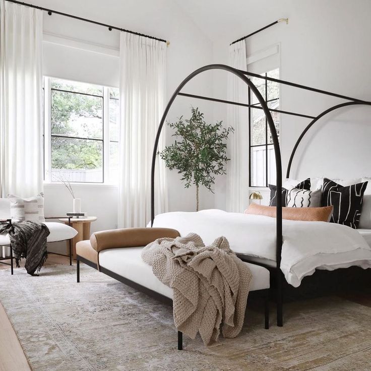 Beige and Black Canopy Bed King Outline