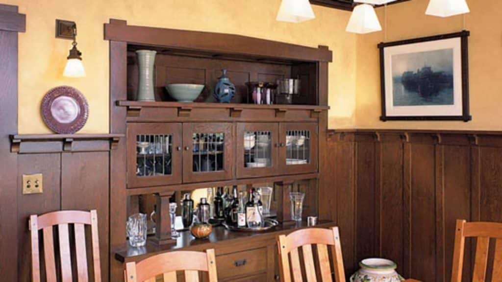 Classic Chair Rail and Matching Wainscoting Moulding