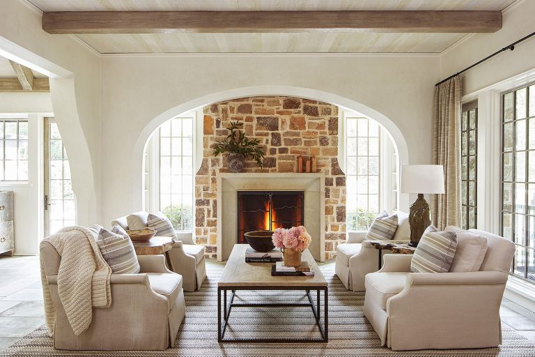 22 Stone Fireplace Ideas for Cozy Evenings