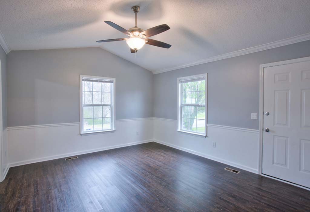 Dual-Toned Wall