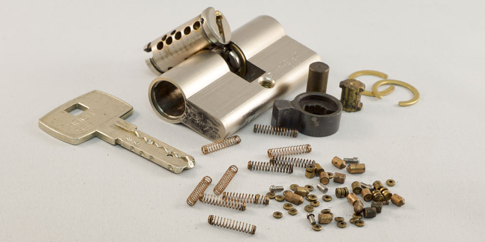 30 different types of keys