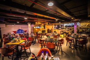 Amazing Garage Bar Ideas (Inspiring Pictures)