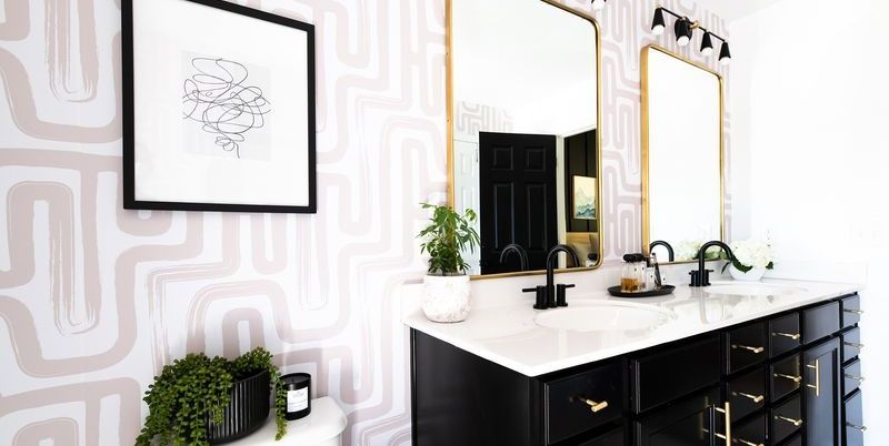 Black Accents in Bathroom Lighting Ideas Over Mirror