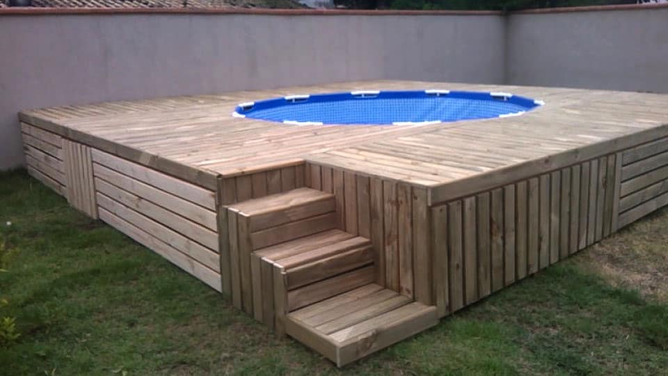 an Above-Ground Pool with Pallet Slats