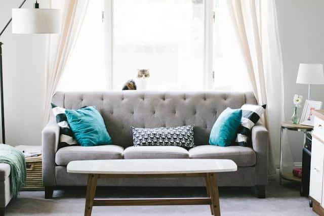 How to Choose the Right Sofa for Your Living Room