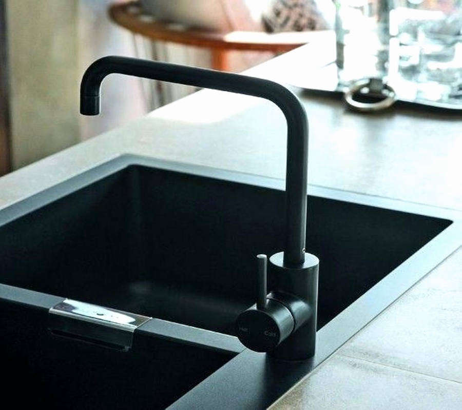 10 Easy Pieces: Matte Black Kitchen Faucets - Remodelista