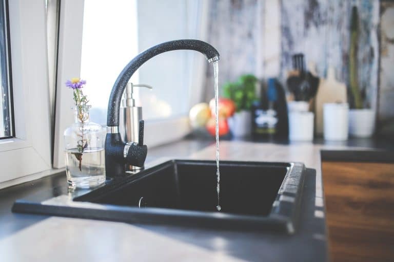 The Benefits of Upgrading Your Plumbing Fixtures to Conserve Water