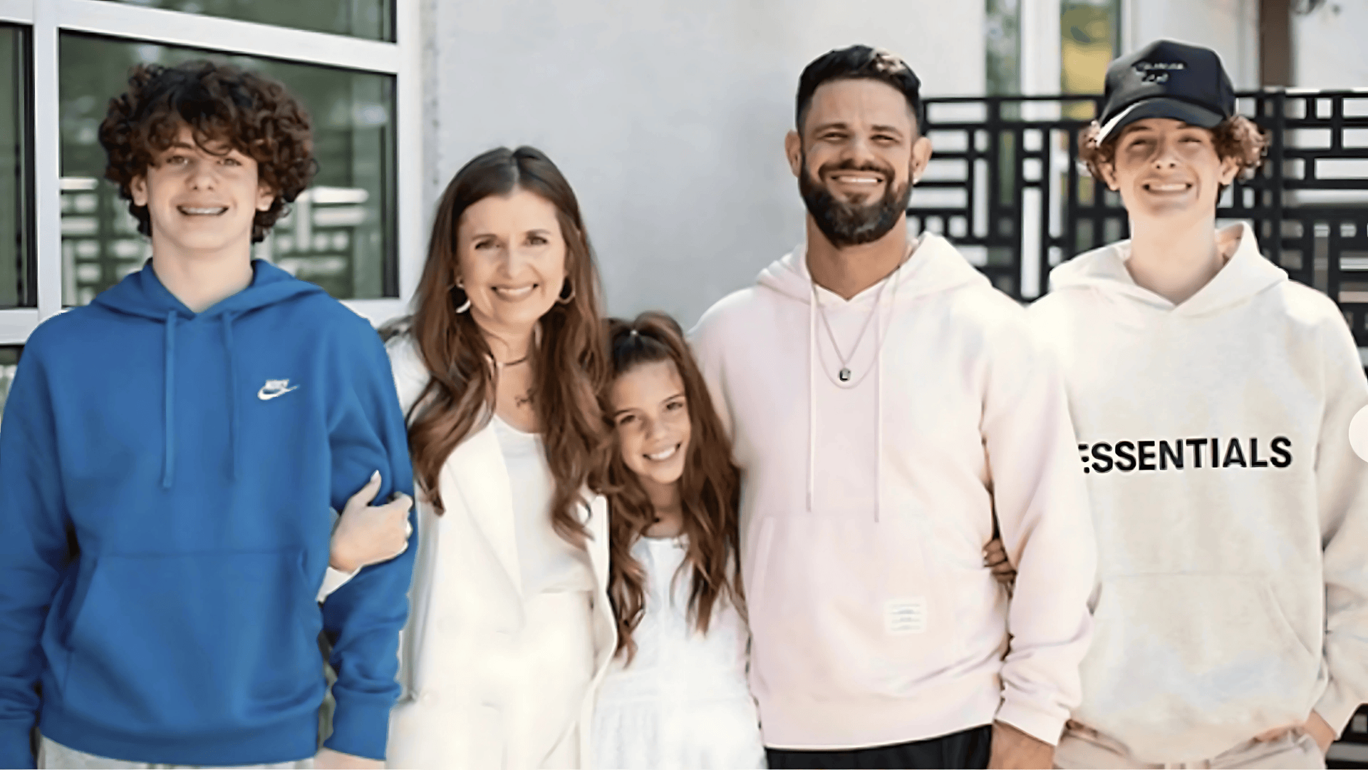 Private_Life_of_Holly_Furtick