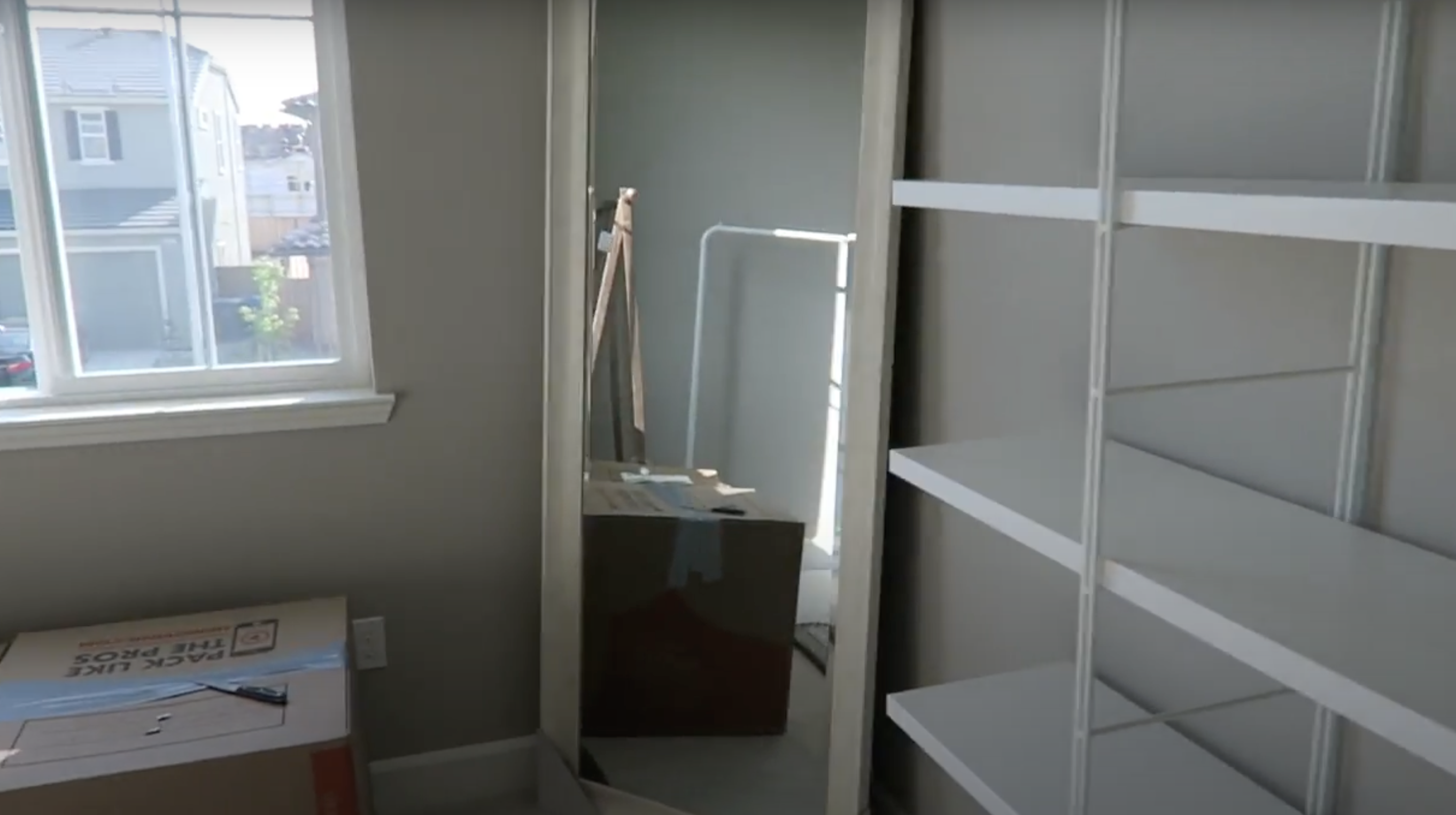 Step_4_Add_a_Full-Length_Mirror