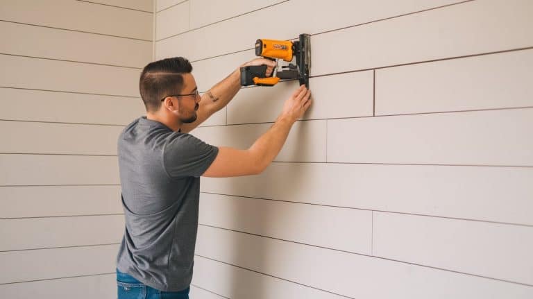 how to install shiplap without nails showing.png