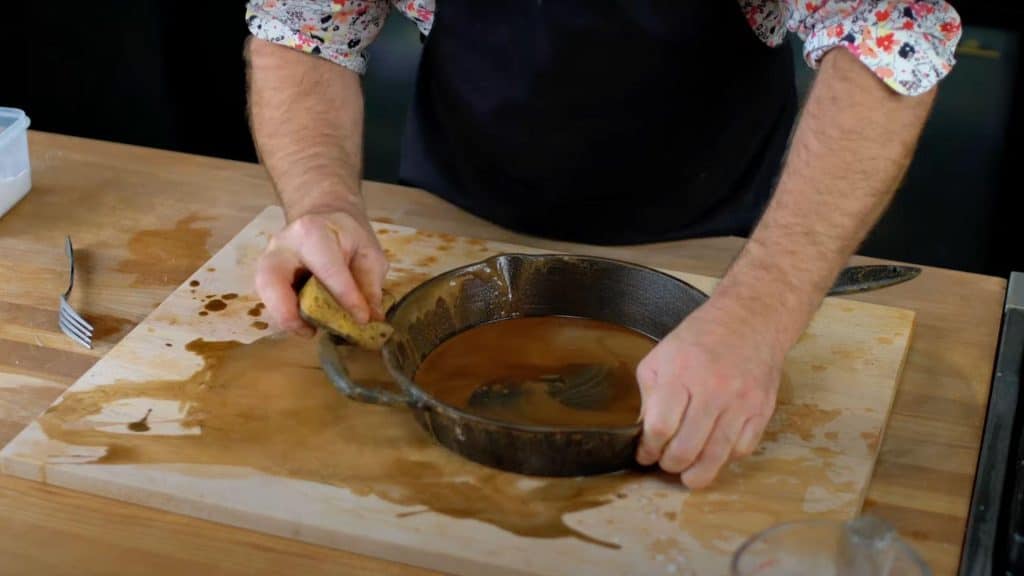 Step_2_Removing_Rust_Through_Scrubbing