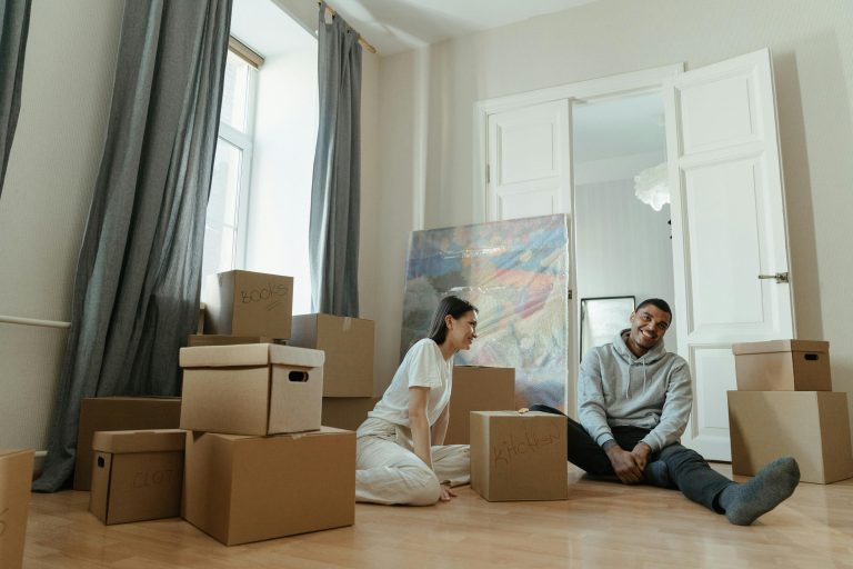 Simplifying Your Move-In: Essential Steps for a Seamless Home Transition
