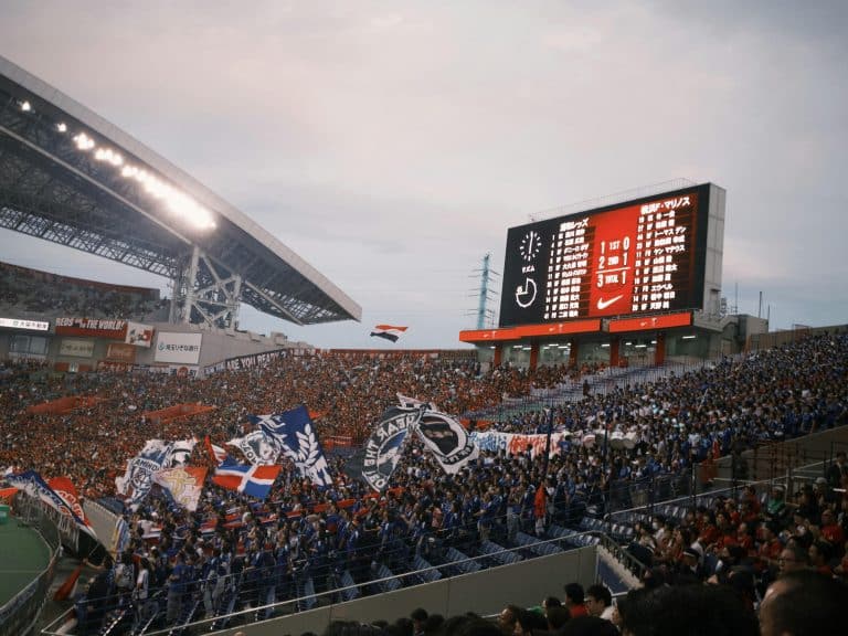 How to Watch Live Sports While Traveling Abroad Without Restriction