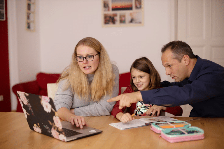 From Emails to Bedtime Stories: How Working Parents Stay Present for Their Kids