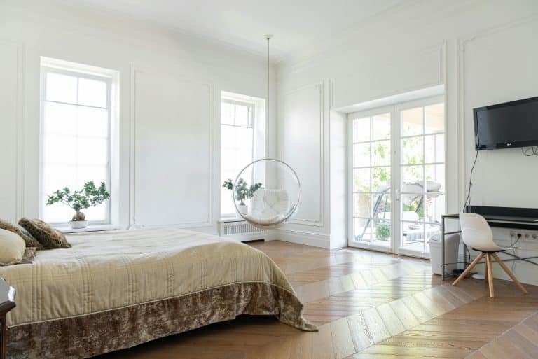 How to Incorporate Mixed-Width Flooring in Modern Home Design