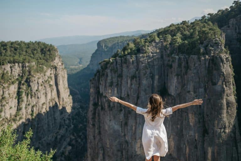 How to Snag a Great Deal on Last-Minute Getaways