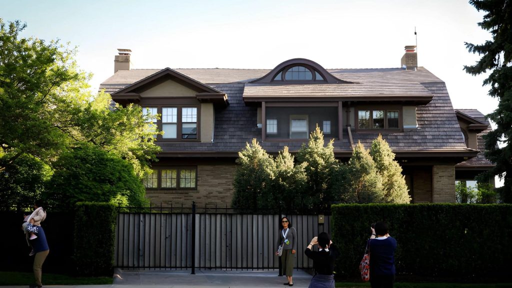 warren buffett house