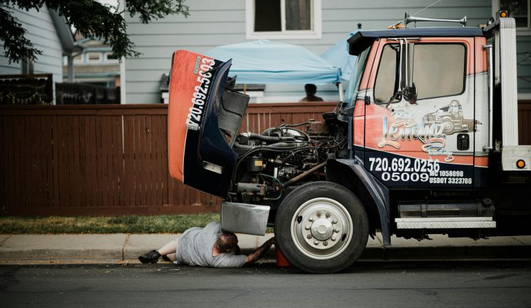 Reasons Why a Car Jack Air is the Right Choice for Roadside Emergencies