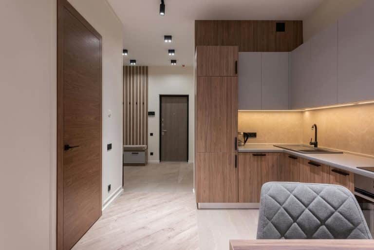 Small Lighting Mistakes That Make Your Space Feel Cluttered