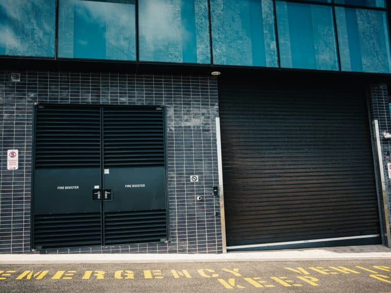 Top Garage Door Services to Keep Your Door Functioning Smoothly