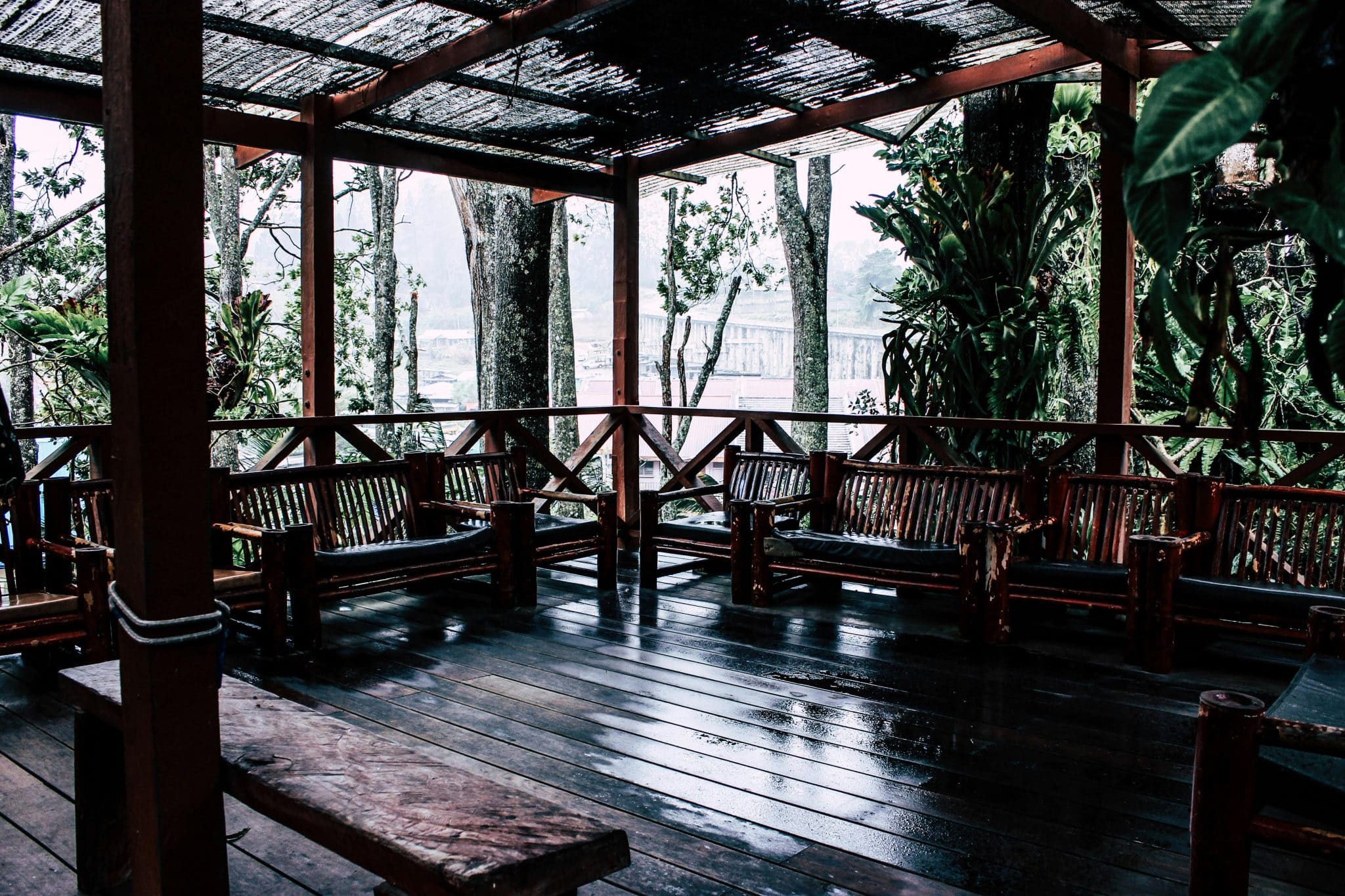 How to Choose the Right Deck Builder for Your Home