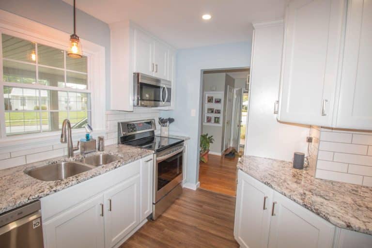 Transforming Tight Spaces: Small House Modern Kitchen Design Inspiration