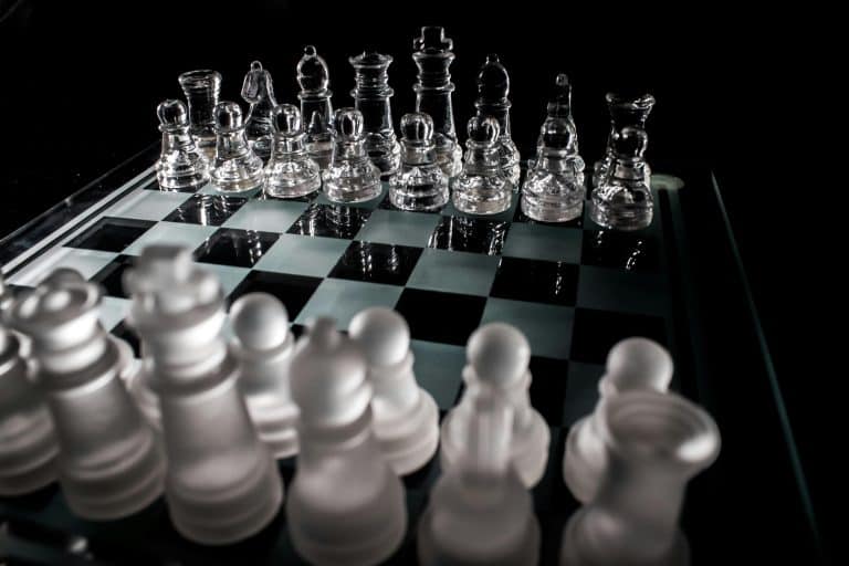 The Best Places to Learn Chess in the US, France and Singapore: Latest Research