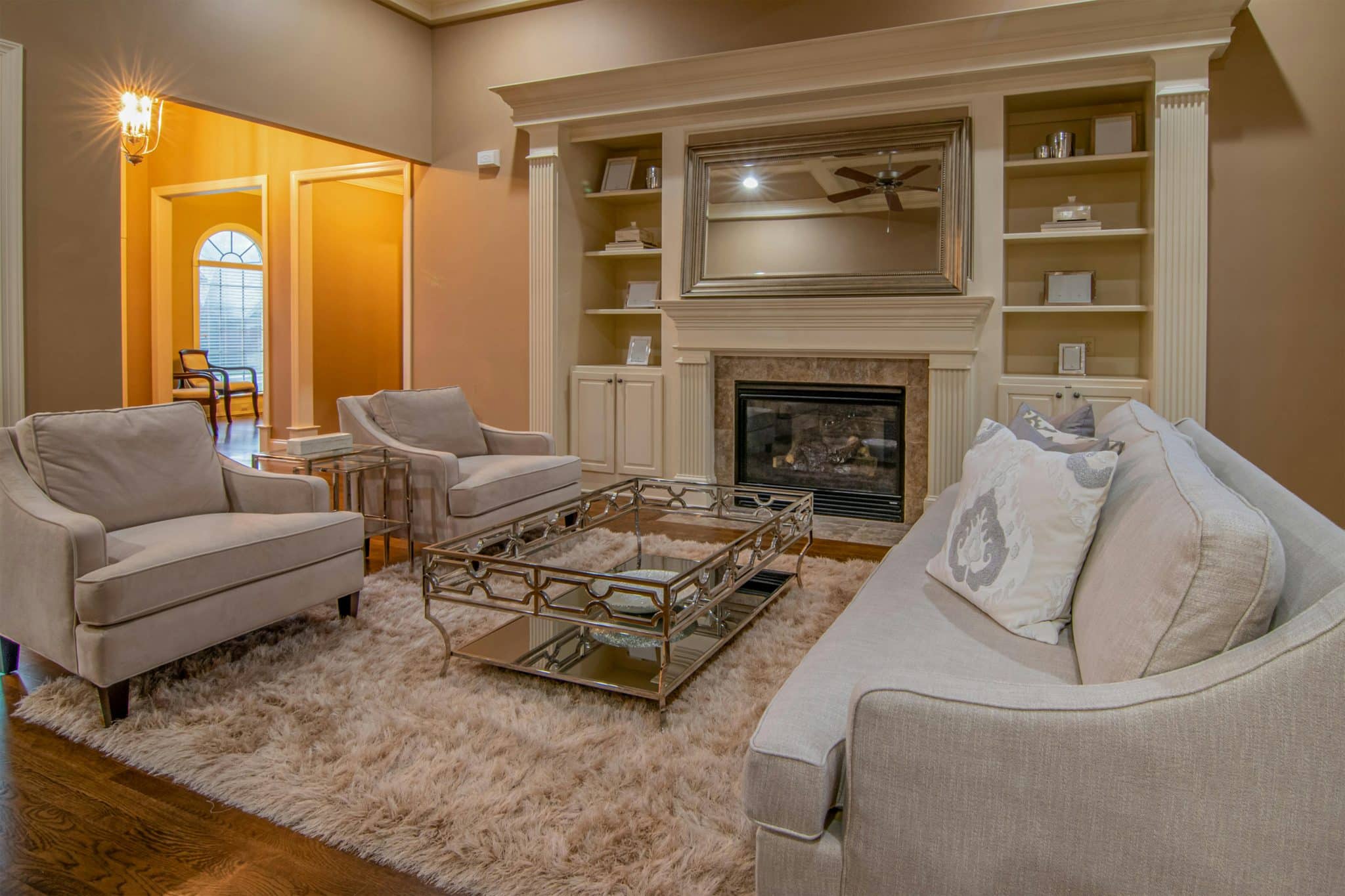 Essential Tips for Choosing Between Carpet and Hard Flooring in Your Home