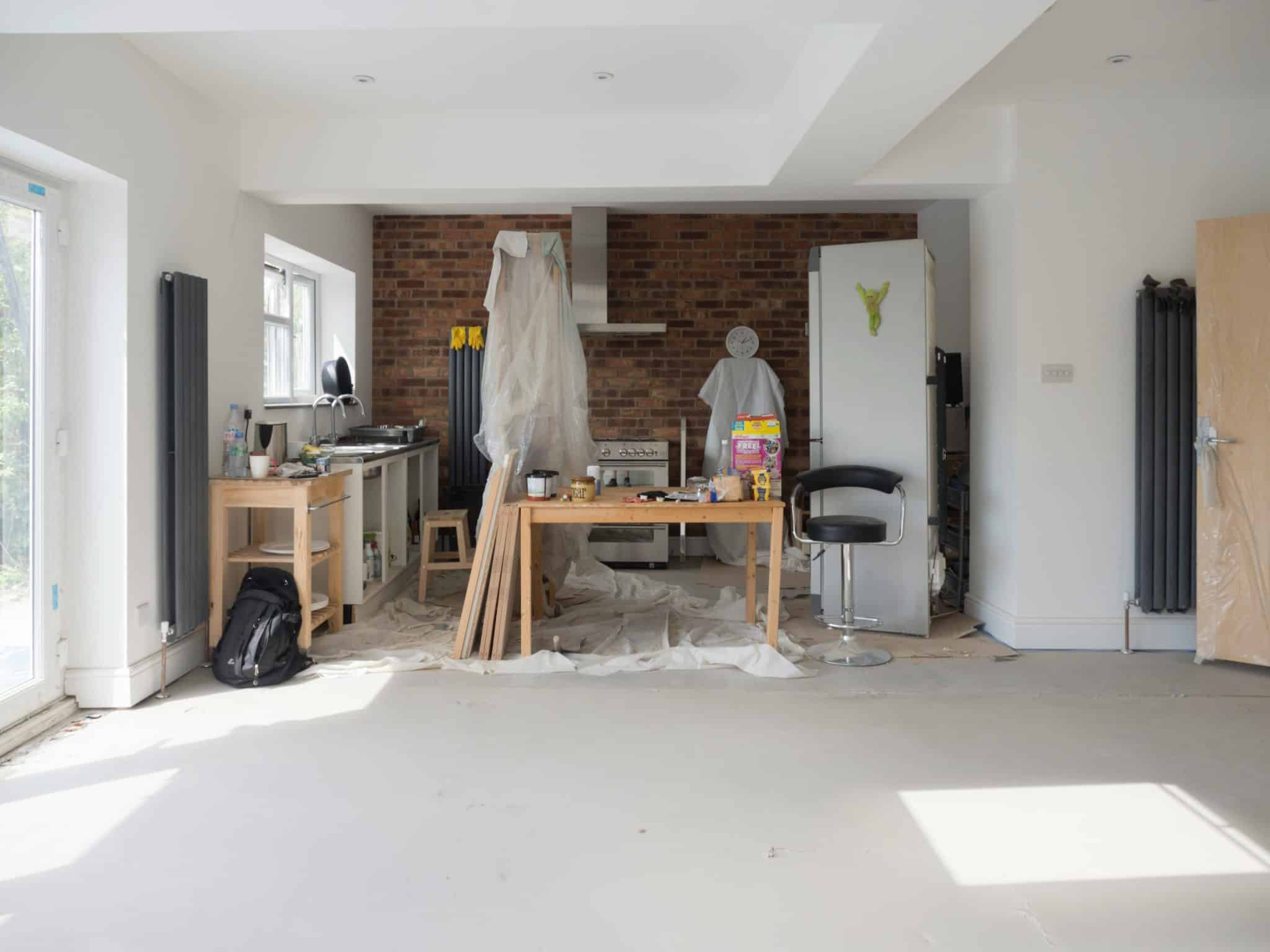 Charming Home Extensions: Designing a Flat Roof That Lasts and Looks Great