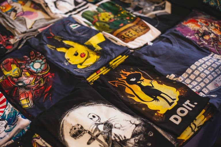 Custom T-Shirt Printing: Your Complete Guide to Quality, Methods, and Choosing the Right Service