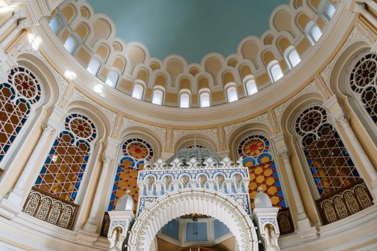 What Are the Best Synagogue Construction Companies in Florida?