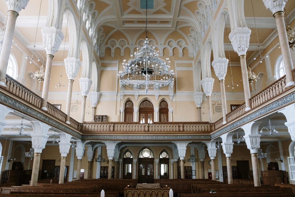 What Are the Best Synagogue Construction Companies in Florida?